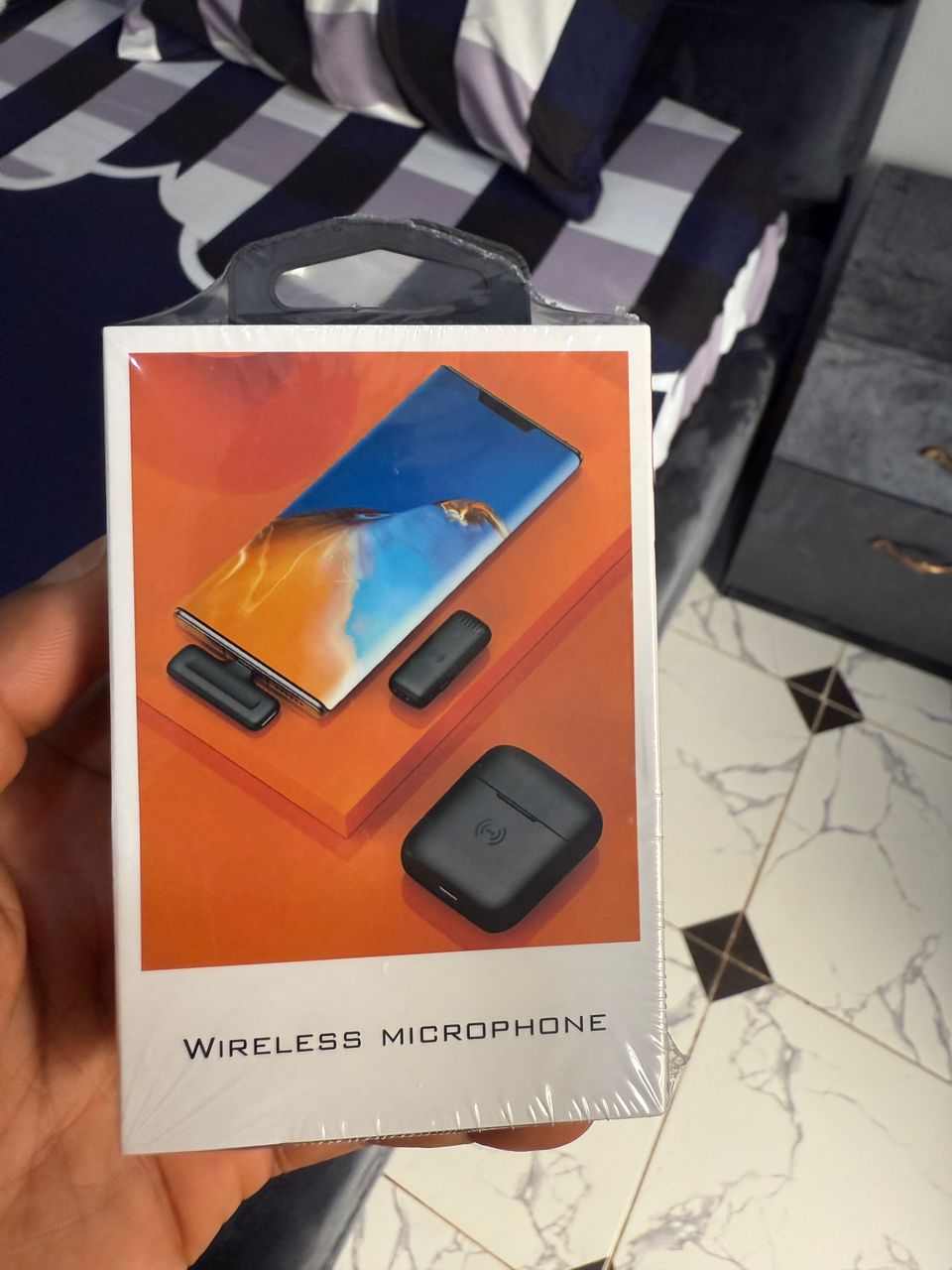 Wireless Phone Microphone